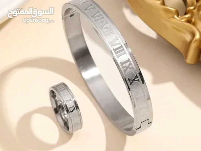 Elegant Roman Numeral Jewelry Set: Stunning Bracelet  Ring