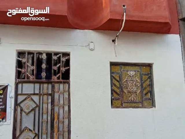 75 m2 3 Bedrooms Townhouse for Sale in Basra Abu Al-Khaseeb