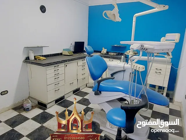 مركز اسنان 127متر للايجار مفروشة ميدان السيوف عنوان سهل