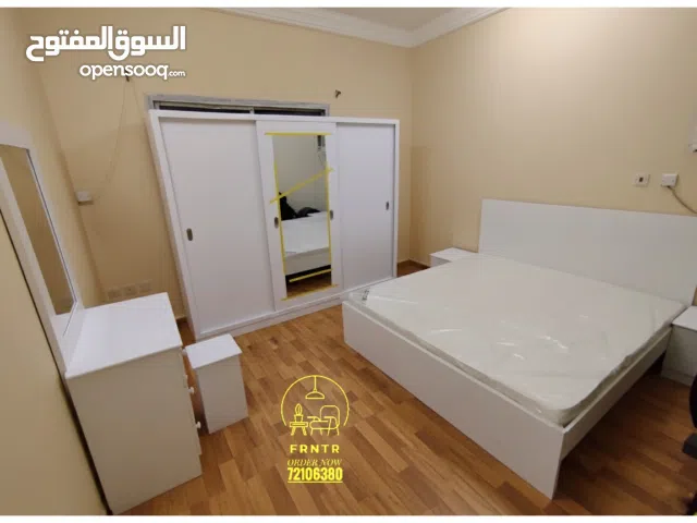 Full furniture set for a king size bedroom at a low price. Free delivery.