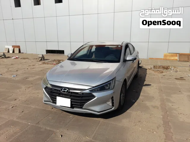2019 Hyundai Elantra Standard