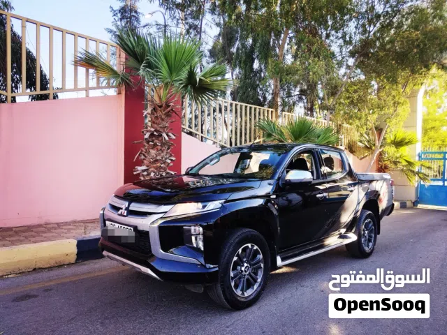 2023 ميتسوبيشي L200 Standard