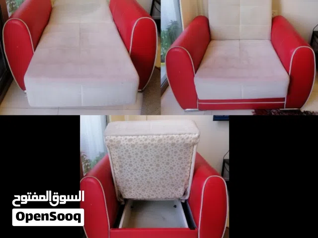 طقم كنب تركي يفتح سرير ويوجد داخلة وحدة تخزين