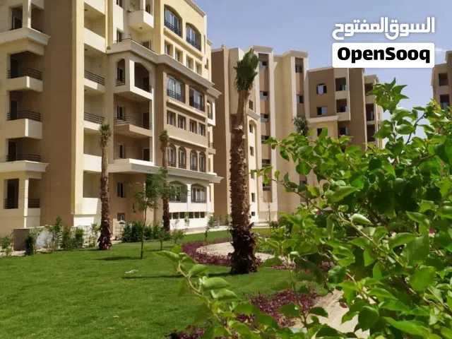 شقه للبيع في امييز لوكيشن العاصمة الإدارية بكمبوند المقصد كامل المرافق والخدمات جاهز للسكن