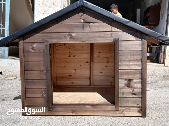 بيت كلب للبيع – قوي ومتين.