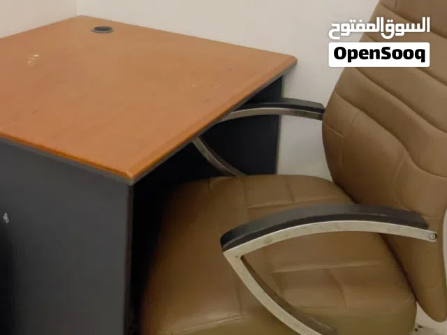 office table and chair 10 /10 condition