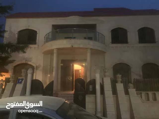فيلا للبيع