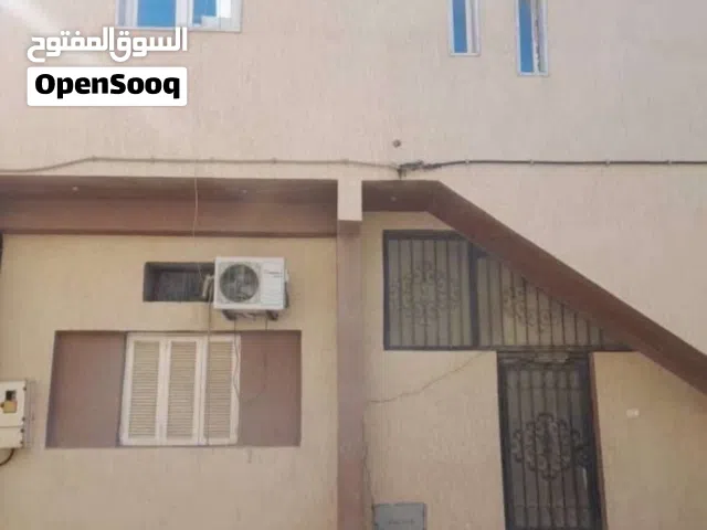 منزل لبيع في هضبه خضراء تباركك رحمن كبير وطابقين