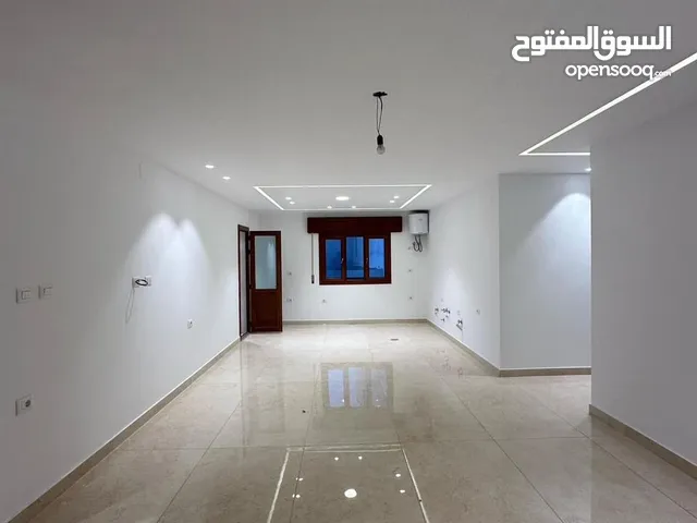 200 m2 3 Bedrooms Apartments for Sale in Tripoli Al-Nofliyen