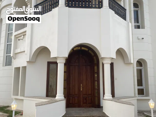 Modern Villa for Rent in Bowsher Suitable for Residential