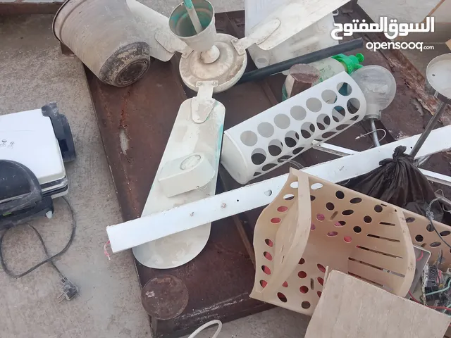 عدة ادوات باب خشب شباك خزان