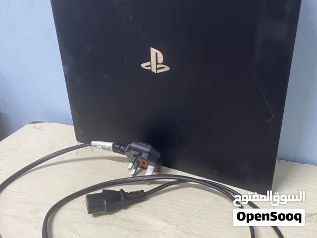 بلايستيشن 4 لون اسود