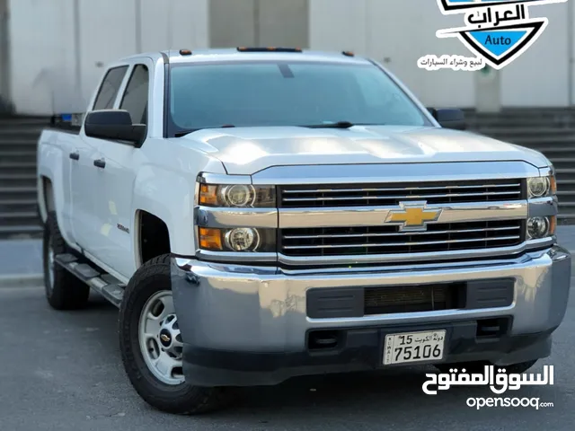 Used Chevrolet Silverado in Farwaniya