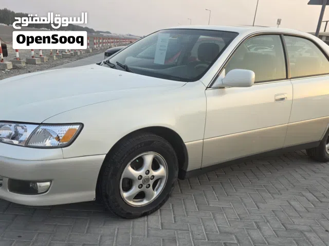 Used Lexus ES in Sharjah