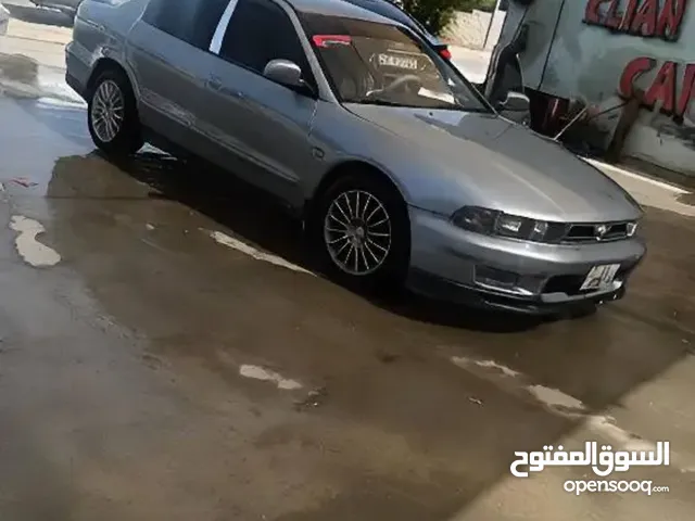 مستبيشي قالنت 2004