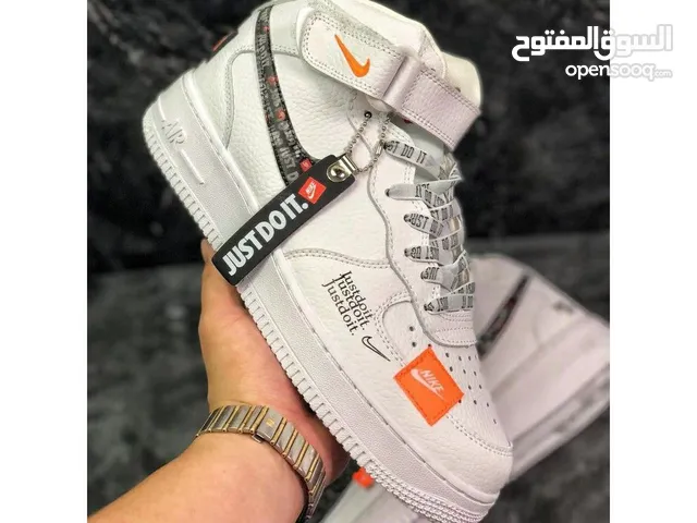 44 Sport Shoes in Abu Dhabi