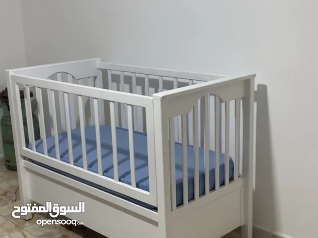 تخت بيبي تفصيل ثقييييل جداا