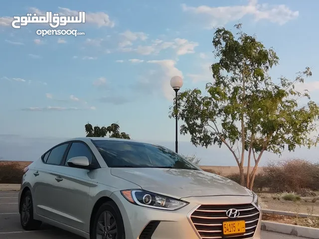 Hyundai Elantra 2018 in Al Dakhiliya