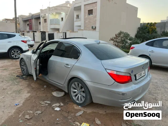 2010 BMW 5 Series 528