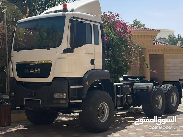 Tractor Unit Man 2015 in Al Ain