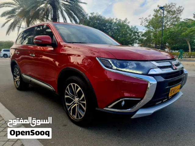 ميتسوبيشي الدفع الرباعي اوتلاندر موديل 2016