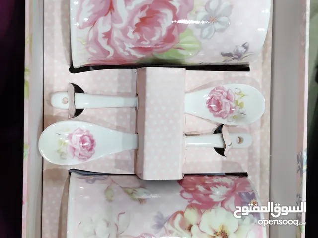 هدايا جديده غير مستخدمه