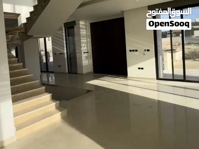 فيلا دوبلكس فاخرة تستحق المشاهدة اعلان رقم (V277)