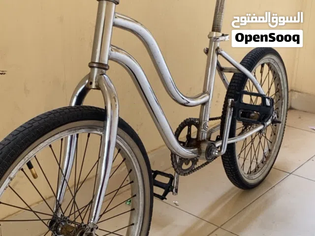 للبيع فراشه مقاس 20 نضيفه خالي من المشاكل نضيفه جداً استعمال خفيف قابل للبدل مع رامبو اهم شي النصافه