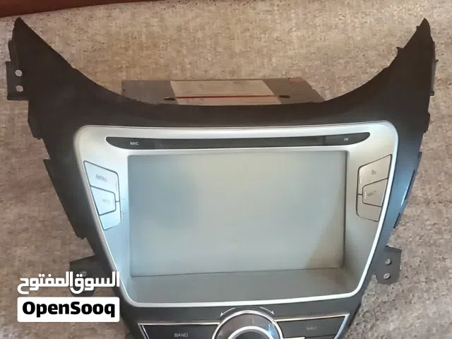 شاشه وقاعدتها النترا مضلع نظيفه جدا