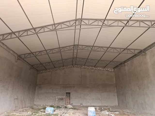 عدد 2 هناجر للايجار في التشطيبات النهائية للايجار فى طريق عين زارة الجديدة خلف المحلات مباشرة