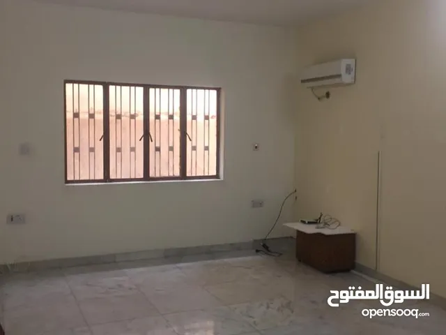 90 m2 1 Bedroom Apartments for Rent in Baghdad University
