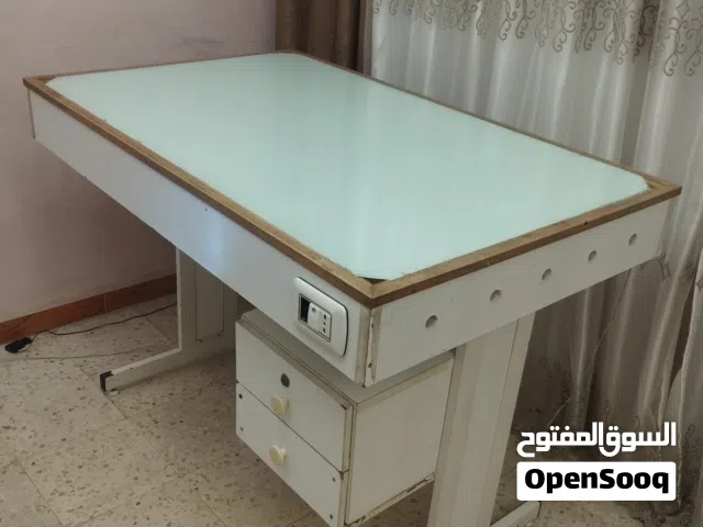 مرسم شف هندسي مضاء مقاس 129×80 سم