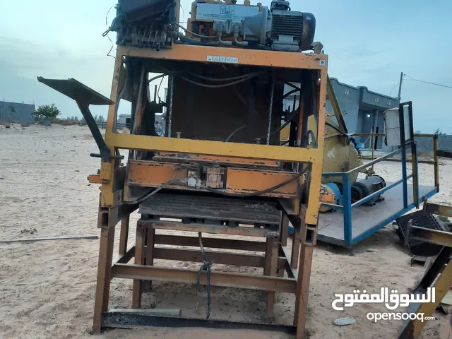 2003 Other Construction Equipments in Tripoli
