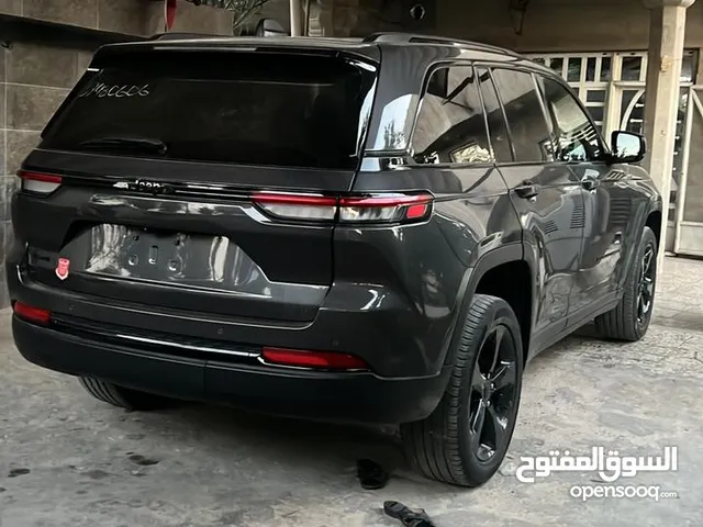 Used Jeep Grand Cherokee in Baghdad