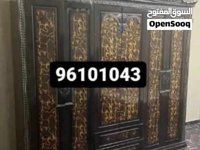 باكستانيcarpntar  نجار ا ثاث فك تركيب.