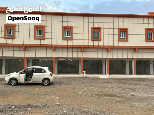 شقة سكنية عائلية بتشطيبات فاخرة صحم الحويل الجديدة