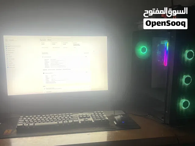 كامل كيس وشاشة وكيبورد وماوس وسماعة وPc