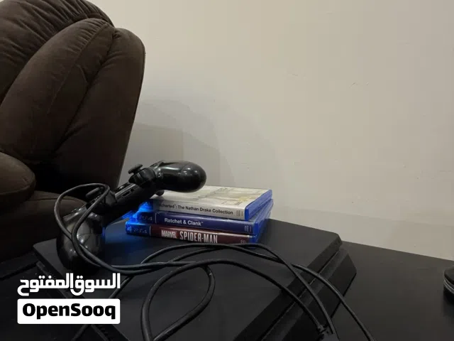 بلستيشن 4 سلم مع 3 سيديات