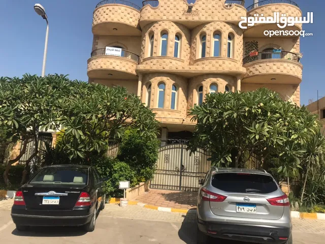 شقة للايجار في التجمع الاول جنوب الاكاديمية ز