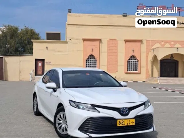 2019 تويوتا كامري LE