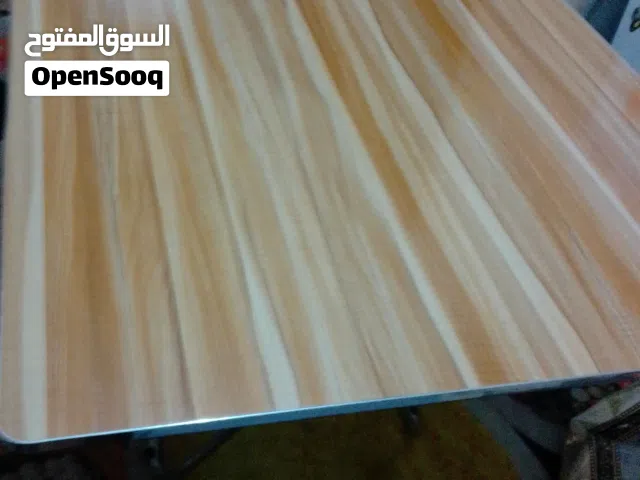 طاولة سفرة لللبيع اشتريتها جديد بس طلع حجمها كبير ومطبخي صغير