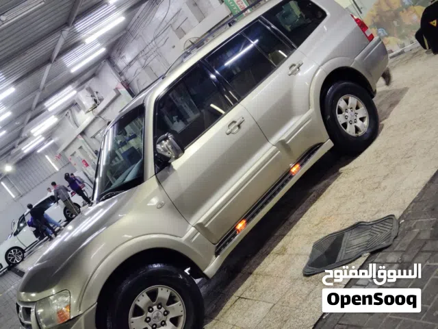 2003 Mitsubishi Pajero GLS