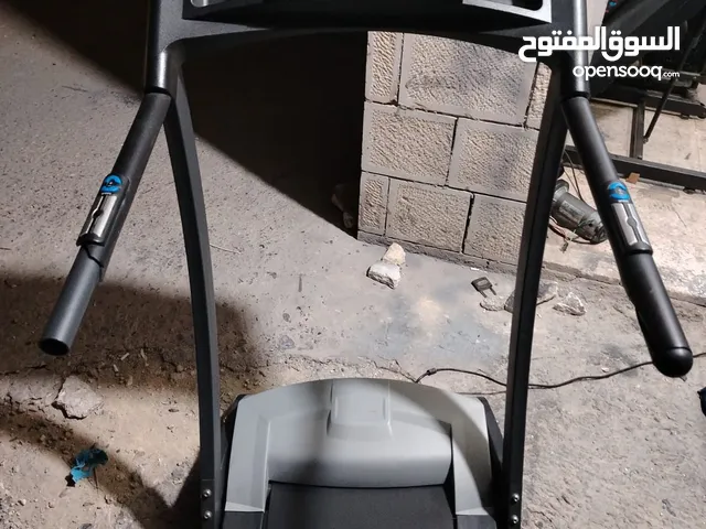 جهاز مشي جري أمريكي مستعمل بحاله ممتازه بسعر حرق