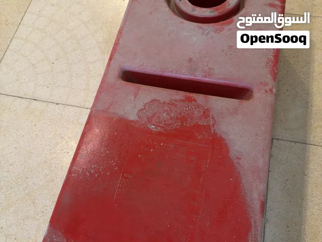 خزان  وقود ل محرك قارب