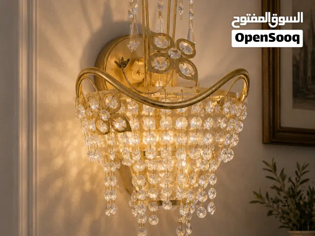 أبليك جداري ذهبي بالكريستال