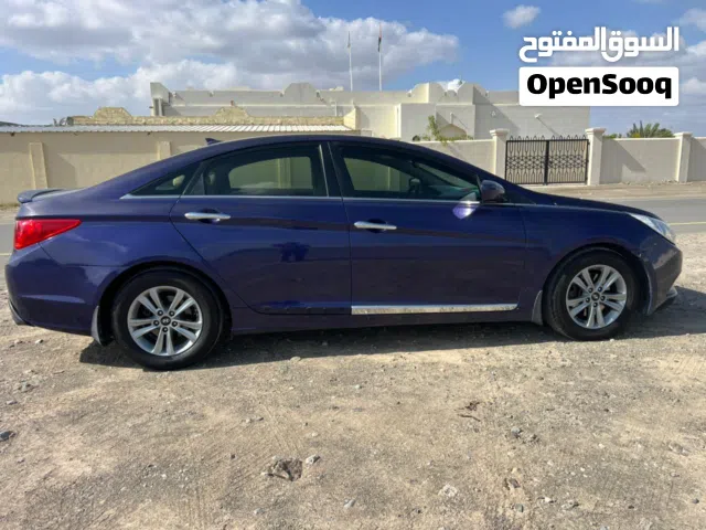 2012 Hyundai Sonata GLS Sedan for Sale - Blue, gasoline,American Spe, good Condition price: 1350 neg