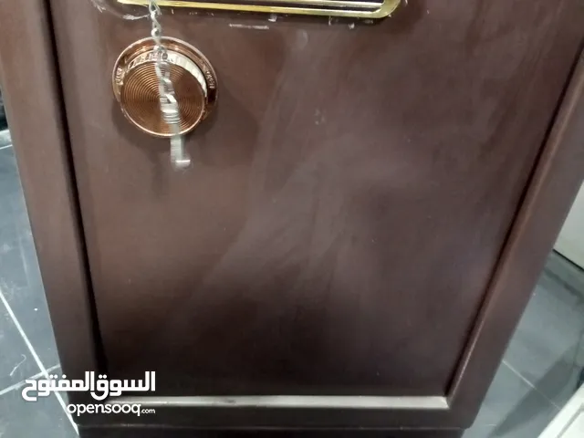 خزنه للبيع انضيفه