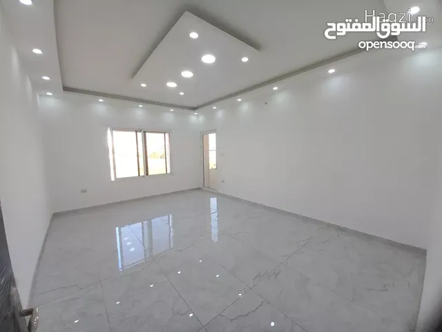 شقة طابق ثاني للبيع في البنيات ( Property ID : 30782 )