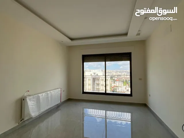 شقة فاخره 210 متر في حي الجامعة الاردنية بتشطيبات ومواصفات فخمه