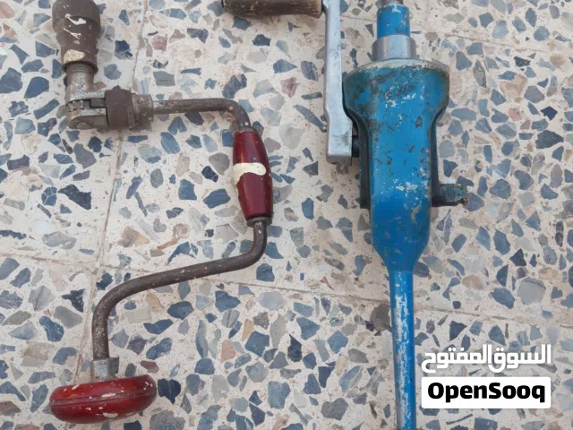 مثقاب يدوي